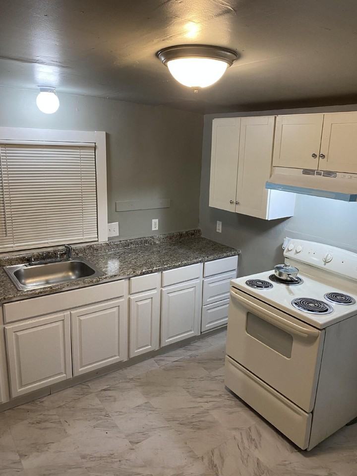 8127 Airport Rd - Photo 2 of 7