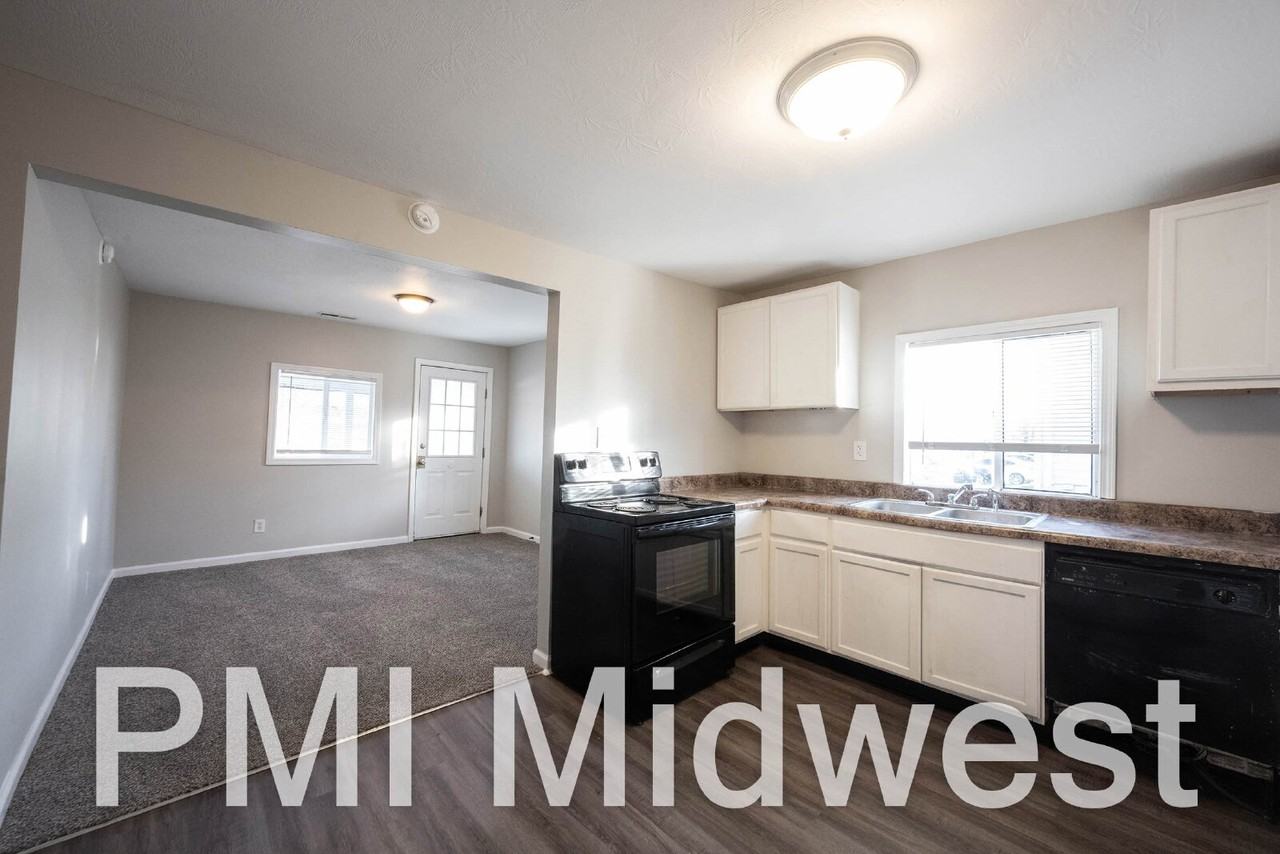 311 Harrison St - Photo 7 of 16