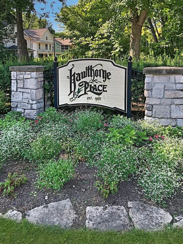 1500 S Lowell Ave #B2 - Photo 2 of 11