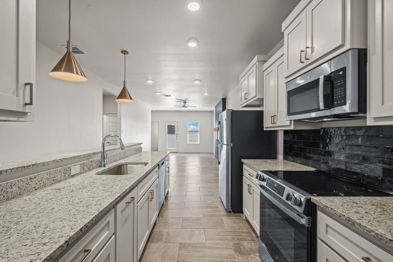 1113 N 7th St - Photo 5 of 22