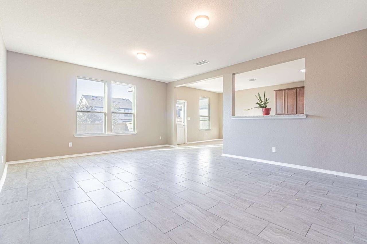 11934 Sitio Plns - Photo 3 of 26