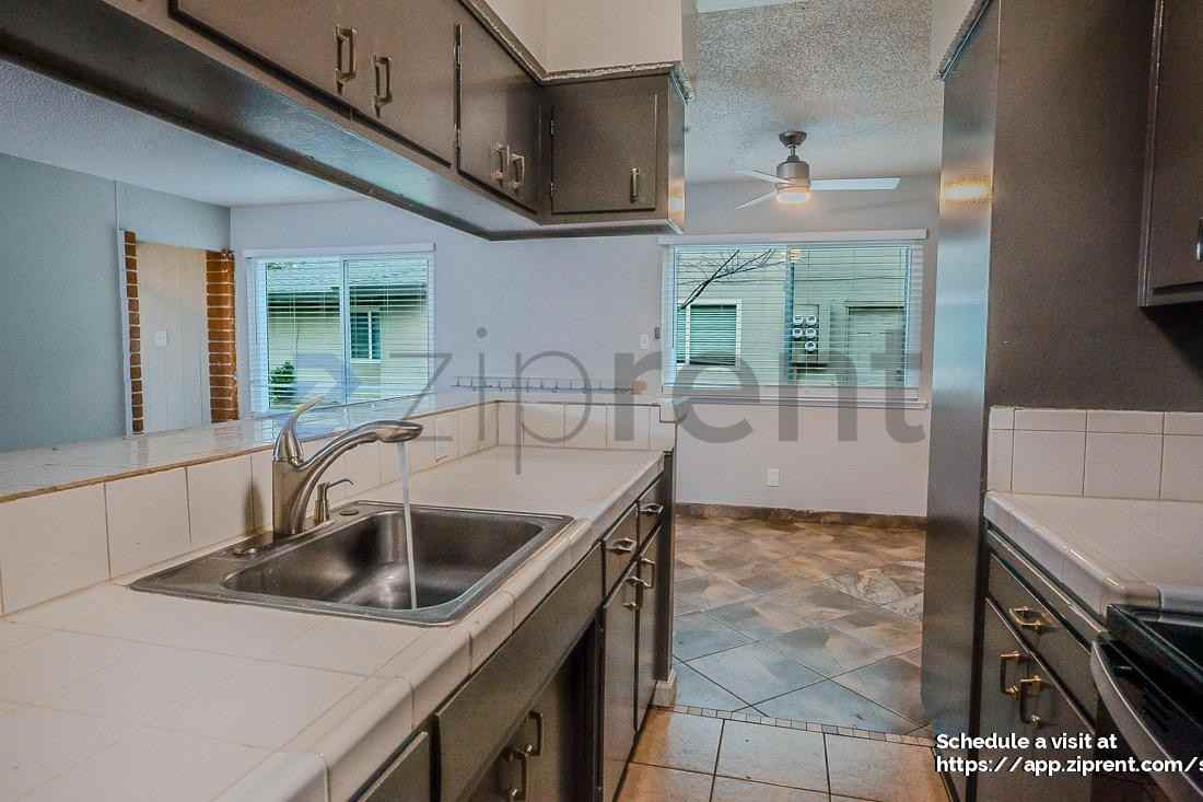 4145 Apostolo Cir #2 - Photo 7 of 22