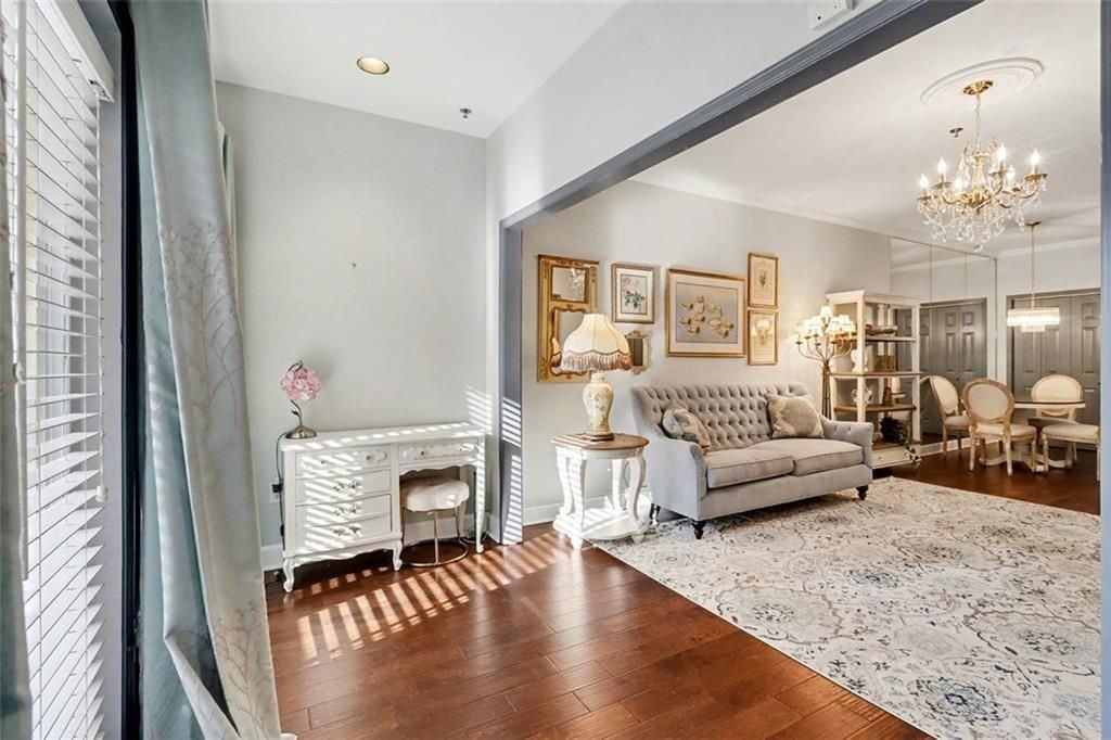 2865 Lenox Rd Ne ##111 - Photo 4 of 26