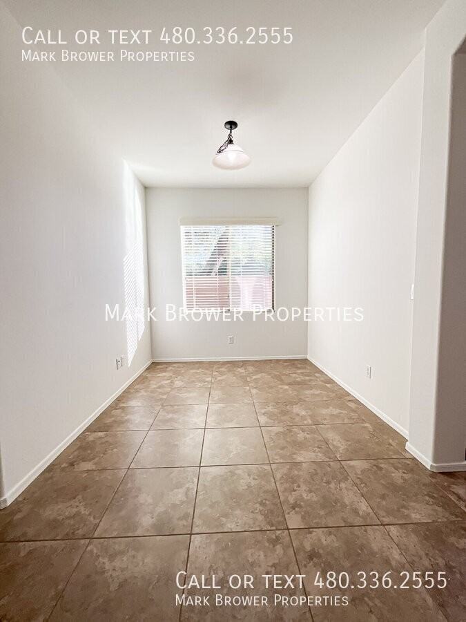 21938 S 215th St - Photo 5 of 21