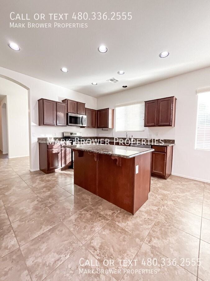 21938 S 215th St - Photo 6 of 21