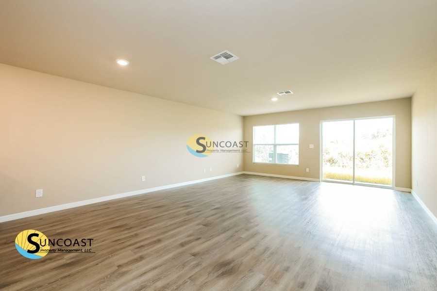 12728 Buffing Rd - Photo 3 of 15