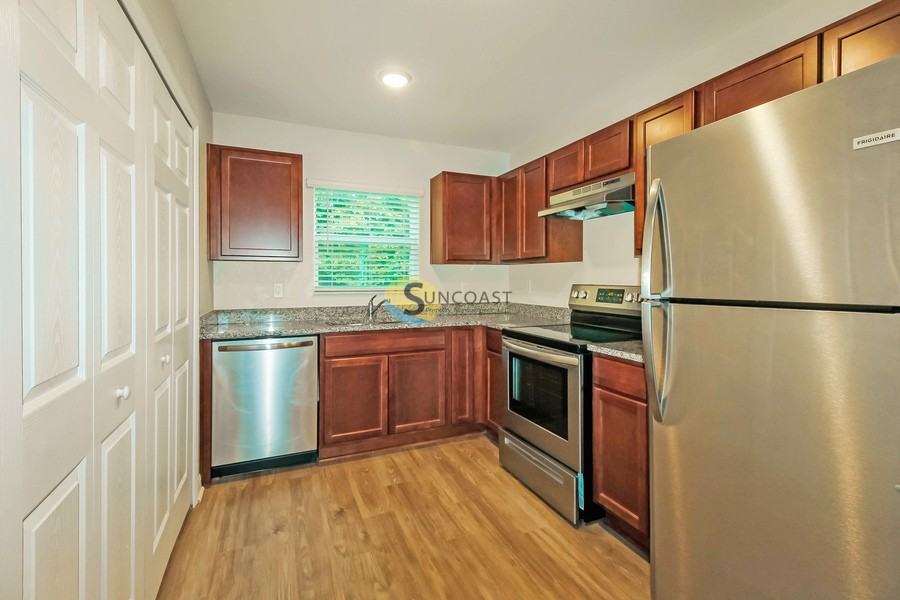 9183 N Peachtree Way - Photo 6 of 26