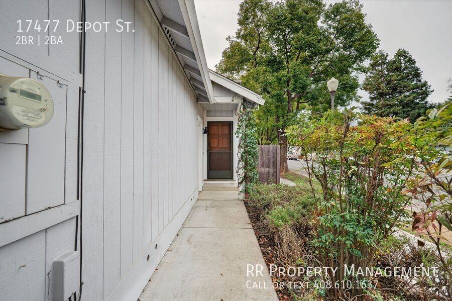 17477 Depot St - Photo 2 of 14