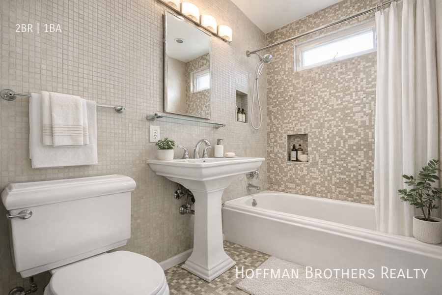 2822 11th St #1 - Photo 4 of 8