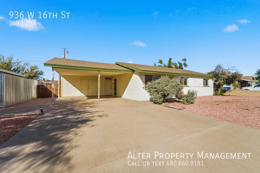 936 W 16th St - Photo 5 of 42