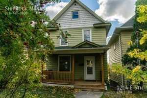 featured image of 1214 E 5th St