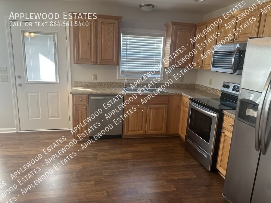 236 Rigs Dr #B - Photo 3 of 12