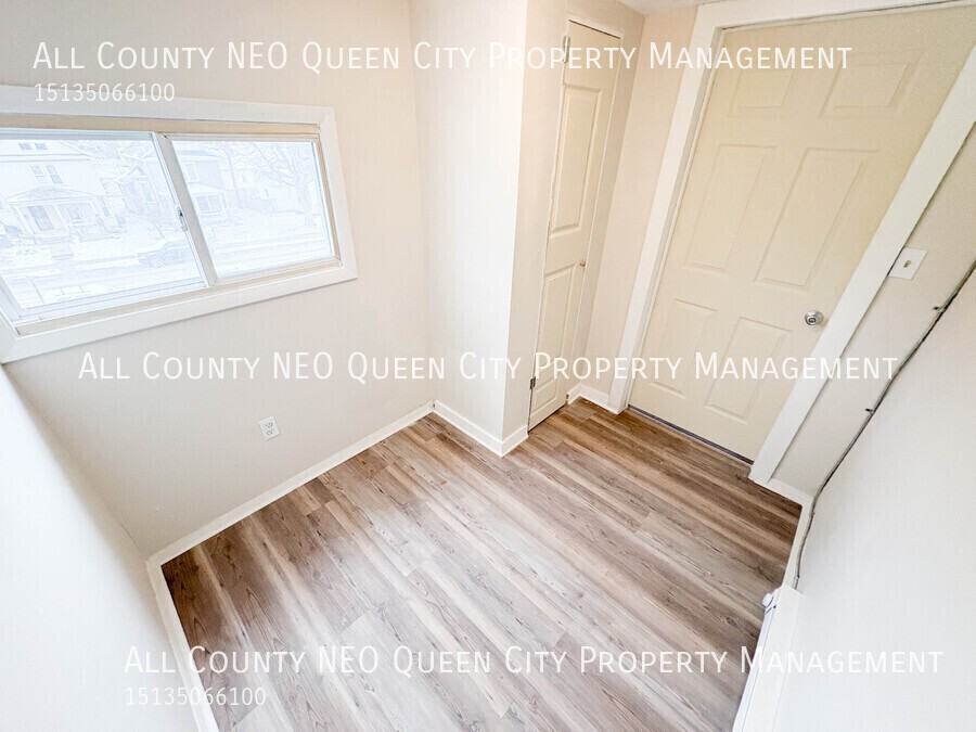 499 S Detroit St #6 - Photo 4 of 14