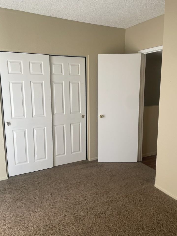 2846 E Kathleen Rd #103 - Photo 5 of 11