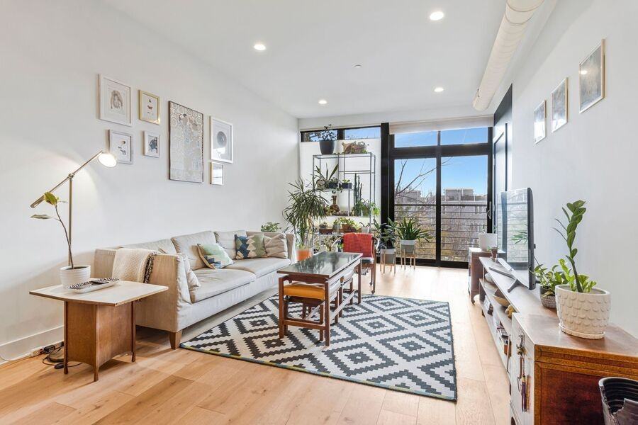 1012 Harvard St Nw #7