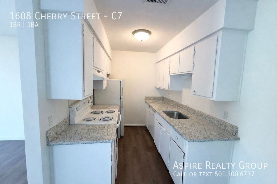 1608 Cherry St #C7 - Photo 2 of 7