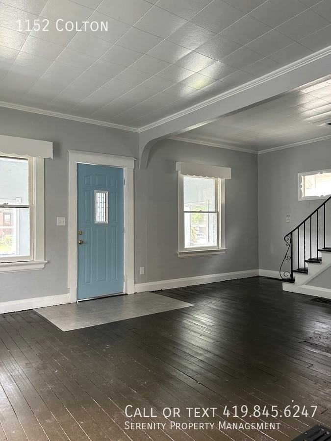 1152 Colton St - Photo 2 of 12