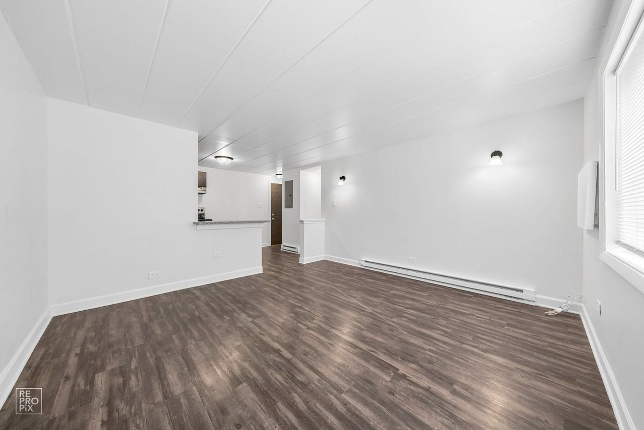 5129 W Roosevelt Rd #B8 - Photo 6 of 11