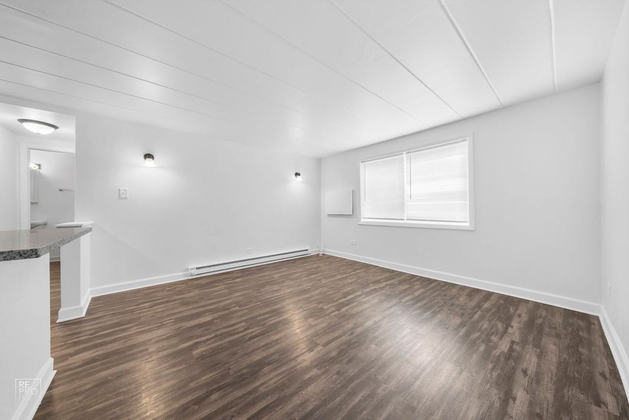 5129 W Roosevelt Rd #B8 - Photo 7 of 11