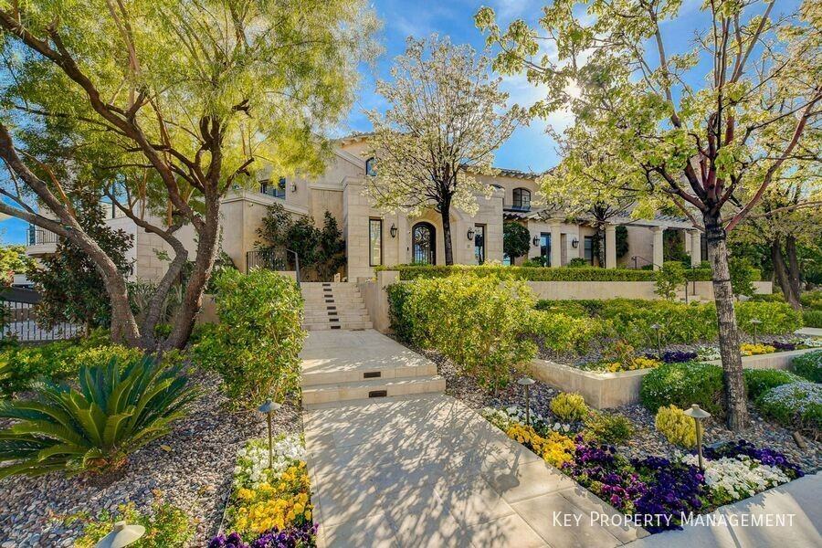 11 Sable Ridge Ct - Photo 3 of 50