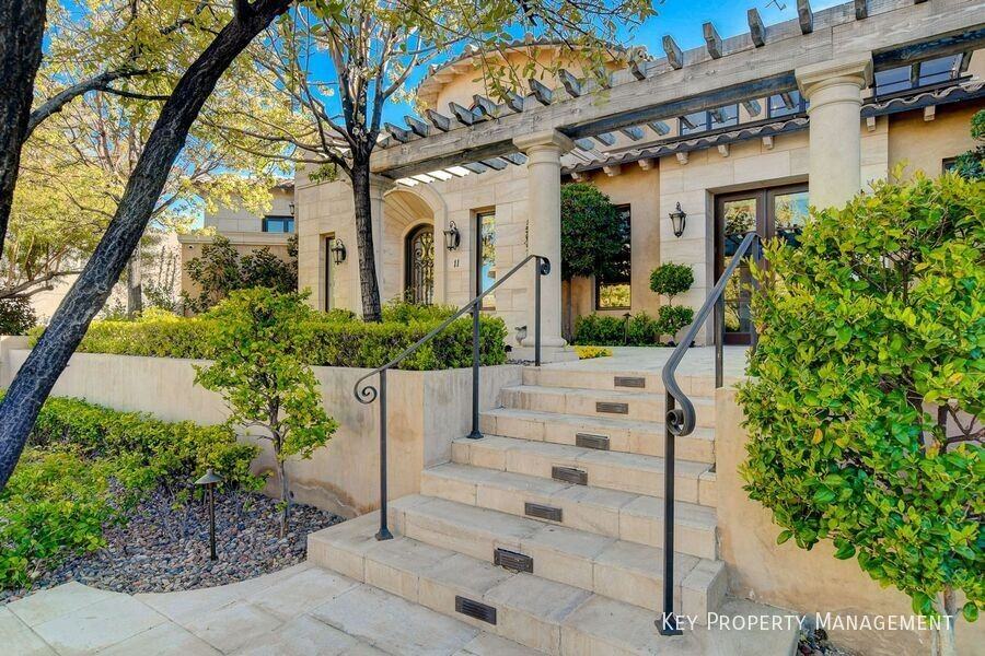 11 Sable Ridge Ct - Photo 4 of 50