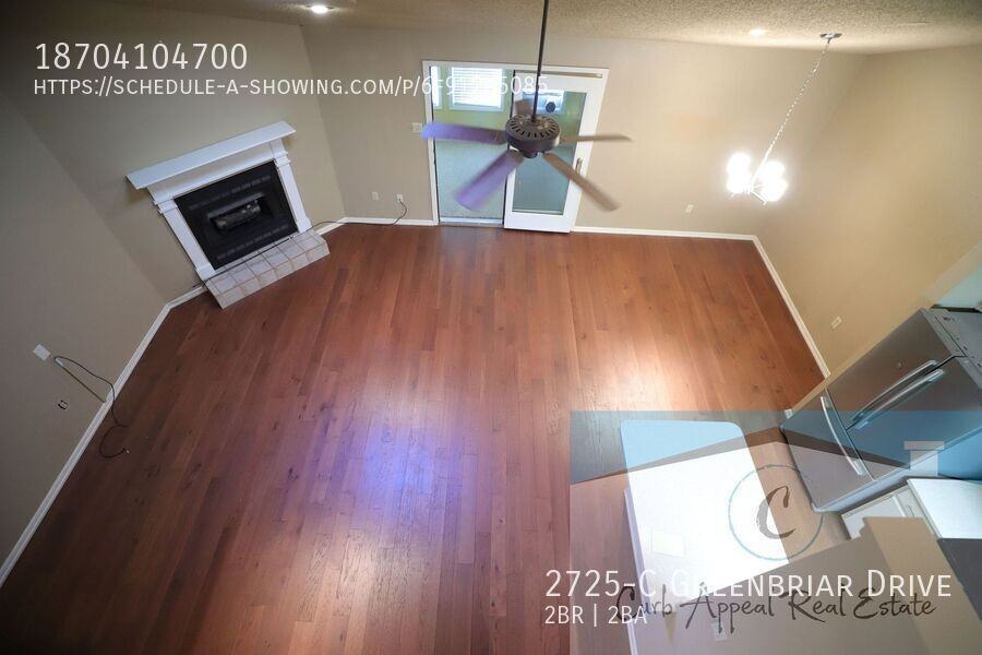 2725 Greenbriar Dr Apt C - Photo 6 of 23
