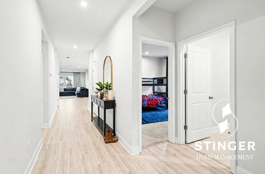 1170 Salem Bay Dr - Photo 5 of 35