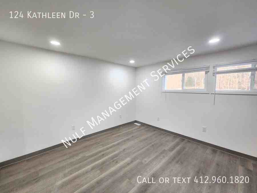 KATHLEEN & #3 - Photo 4 of 7