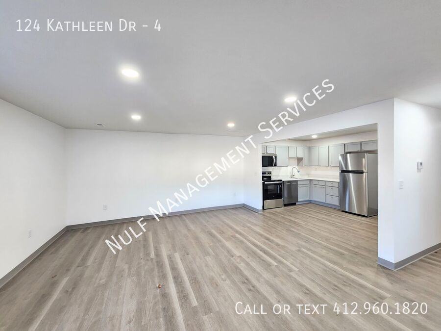 KATHLEEN & #4 - Photo 2 of 7