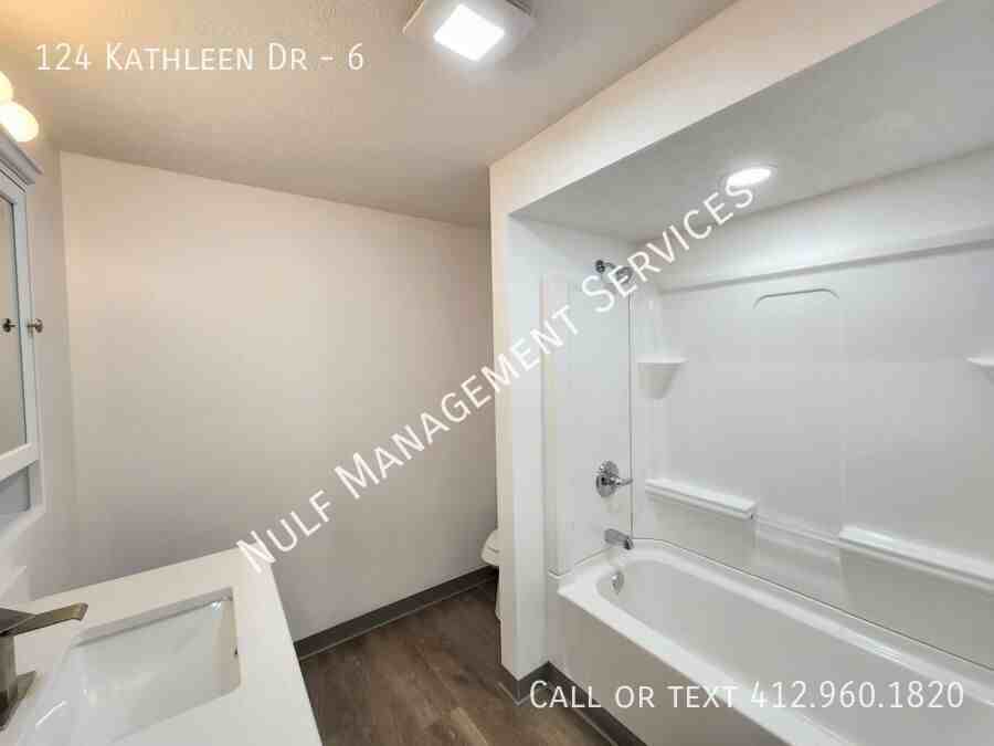 KATHLEEN & #6 - Photo 3 of 7