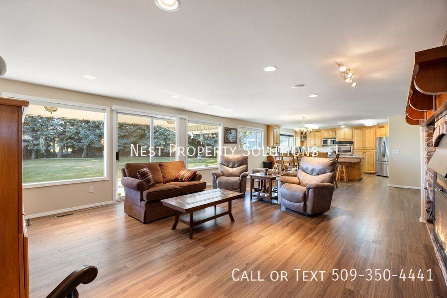 1227 Fairway Dr Ne - Photo 5 of 28