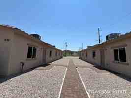 featured image of 802 E 35th St #2