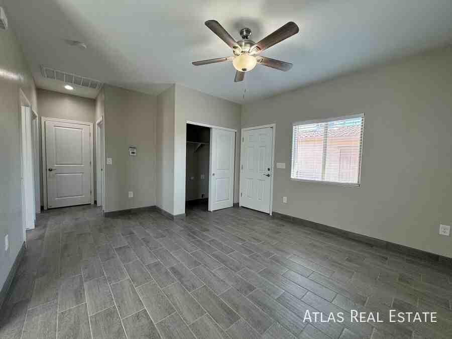 802 E 35th St #2 - Photo 7 of 21