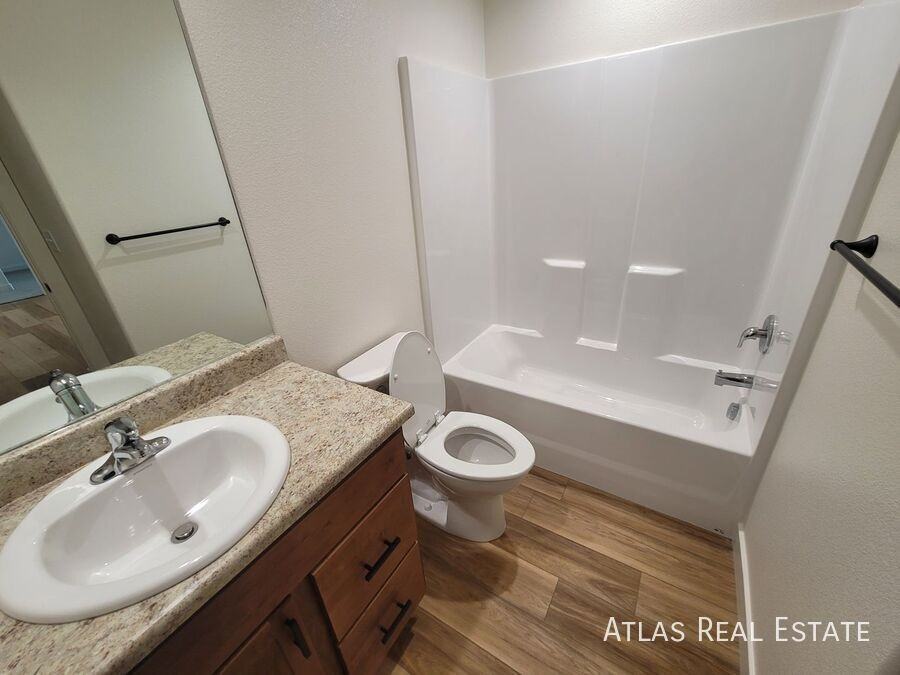 827 S Laurue Dr - Photo 7 of 22