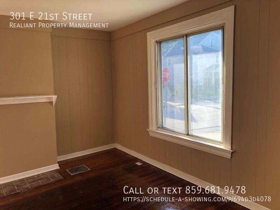301 E 21st St - Photo 3 of 11