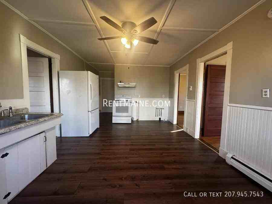 17 Veteran Ct #1 - Photo 2 of 14