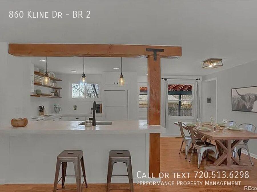 860 Kline Dr - Photo 3 of 11