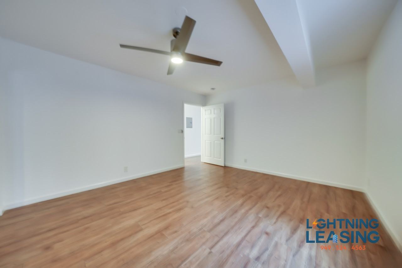 6635 Etiwanda Ave #20A - Photo 5 of 16