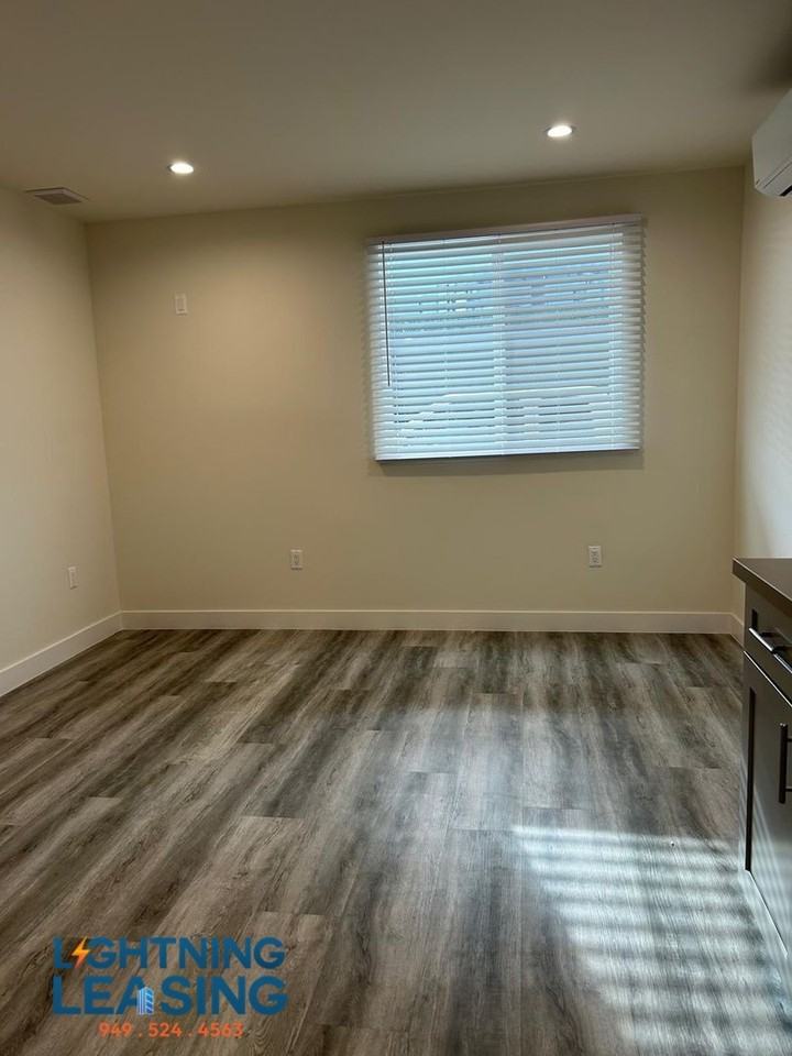 8144 Langdon Ave #117C - Photo 6 of 9