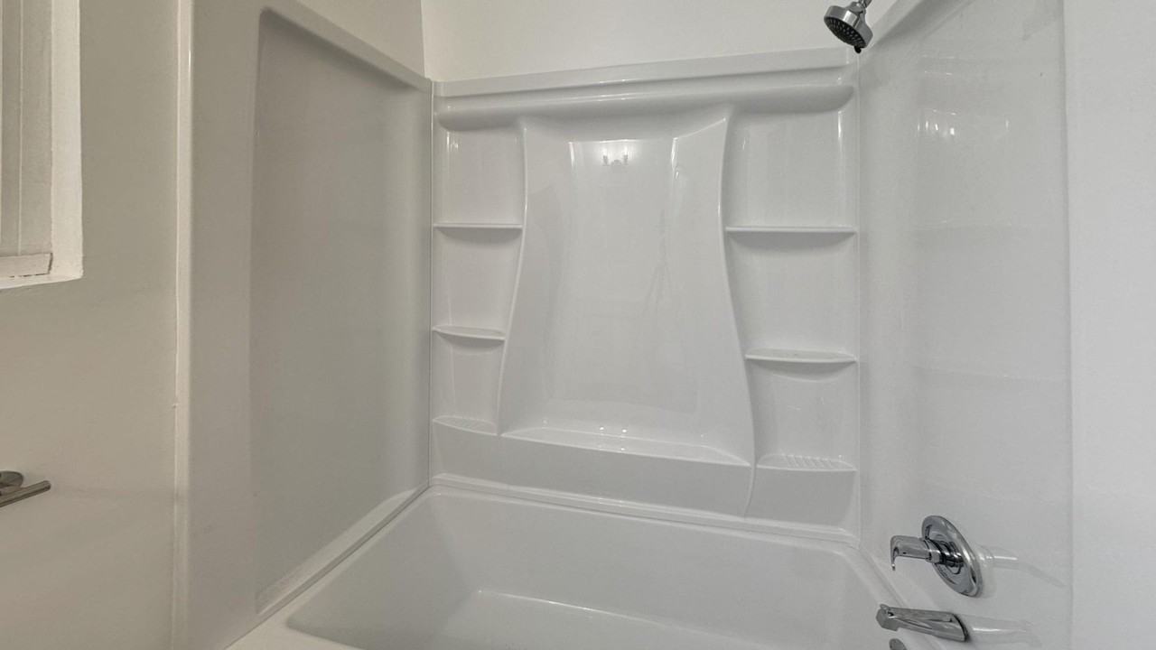 1731 Pico Blvd #24 - Photo 4 of 12