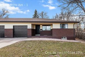 featured image of 1024 20th Ave #1