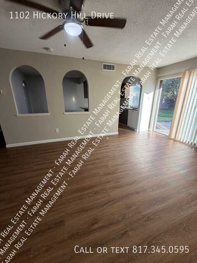 1102 Hickory Hill Dr - Photo 5 of 28