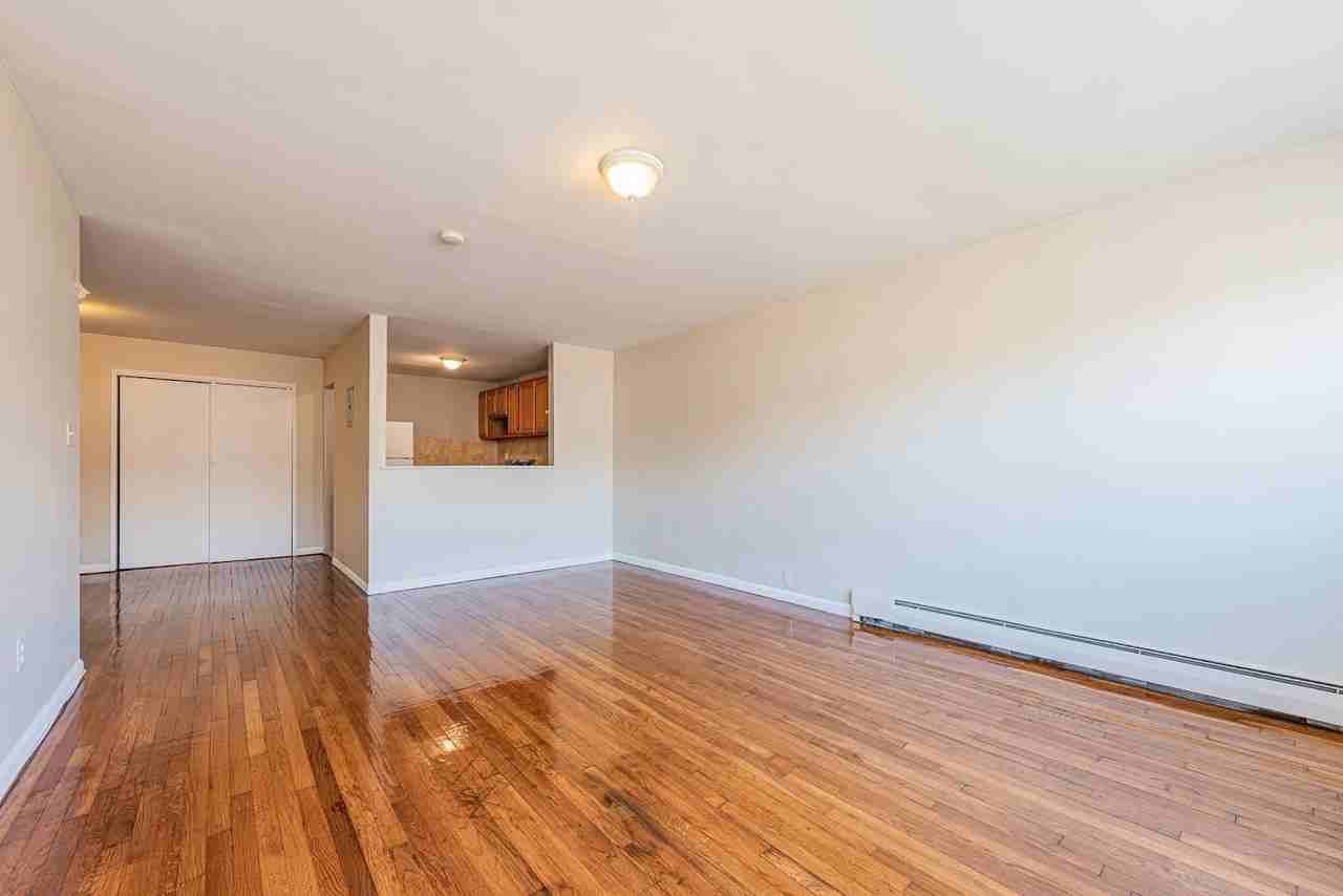 361-369 Park Ave #A1 - Photo 3 of 6