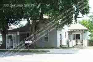 featured image of 730 Oakland St #3