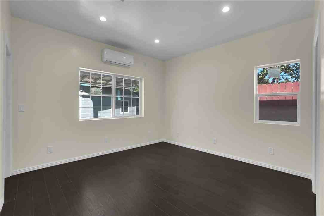 23393 Schoolcraft St #23393 - Photo 6 of 24