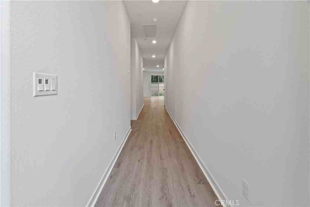 34222 Travis Ln #34222 - Photo 4 of 24