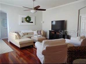 132 Eastpark Dr #132 - Photo 4 of 42