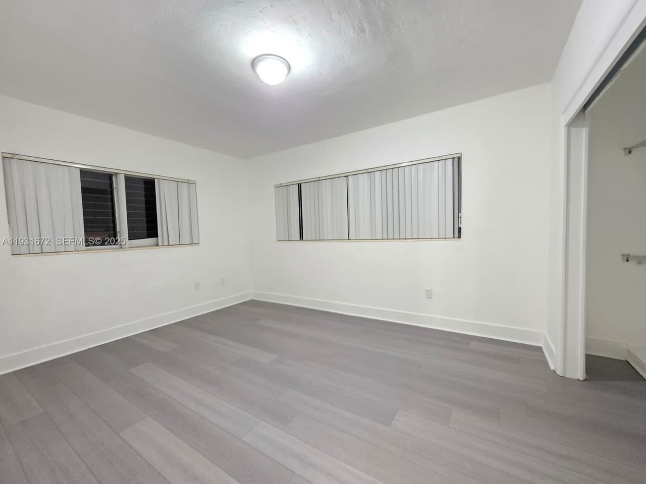 1267 Ne 117th St #1267-1267 - Photo 2 of 19