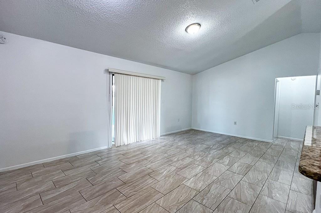 10 York Ct #10 - Photo 2 of 26