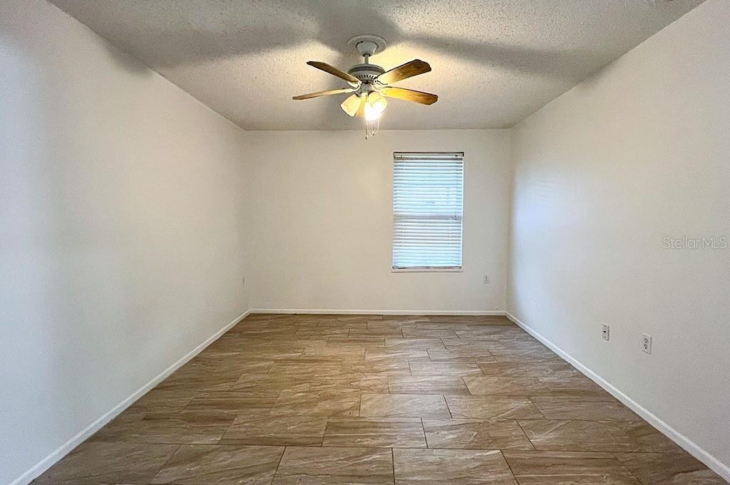 10 York Ct #10 - Photo 4 of 26